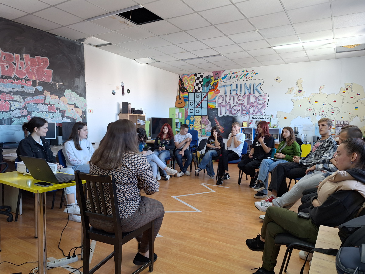 „Земјата има потреба од фундаментална промена“: Кои предизвици младите ги сметаат за најголеми во Северна Македонија?